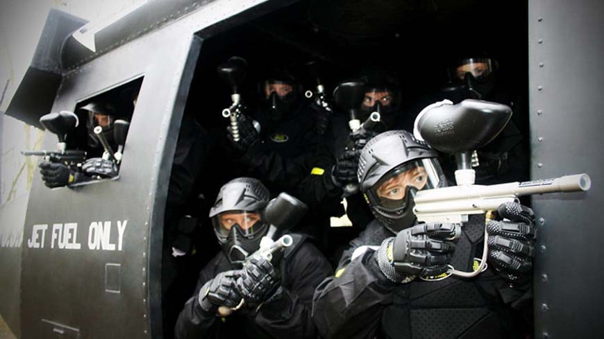Black Hawk Down urban paintball barricades