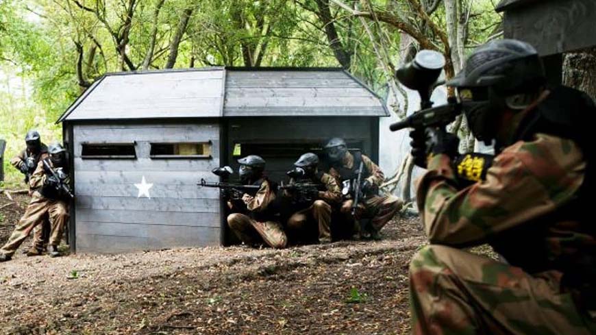 Counter Strike game zone barricades