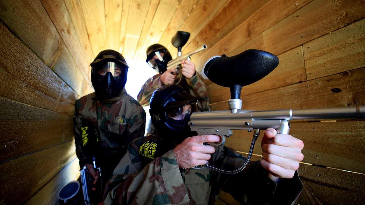 The Berlin Wall paintball game zone image 2