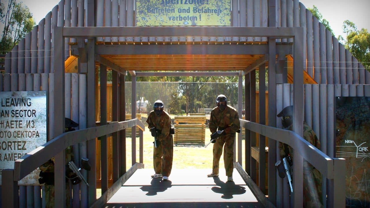 The Berlin Wall paintball game zone image 3