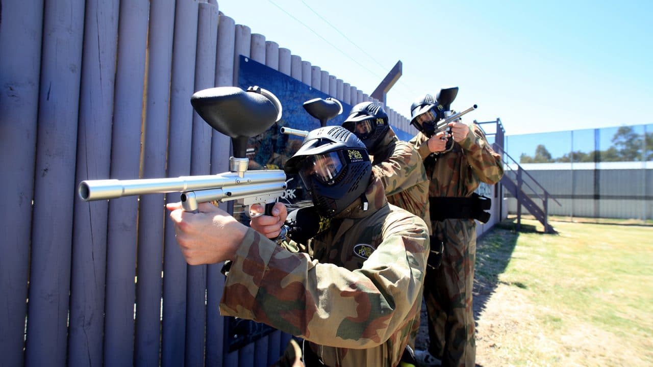 The Berlin Wall paintball game zone image 4